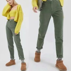 Urban Outfitters BDG 26 Mom High Rise Green Corduroy Straight Leg Pants